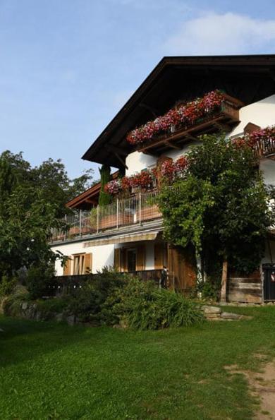 Residence Streitlhof Tirolo Exterior photo